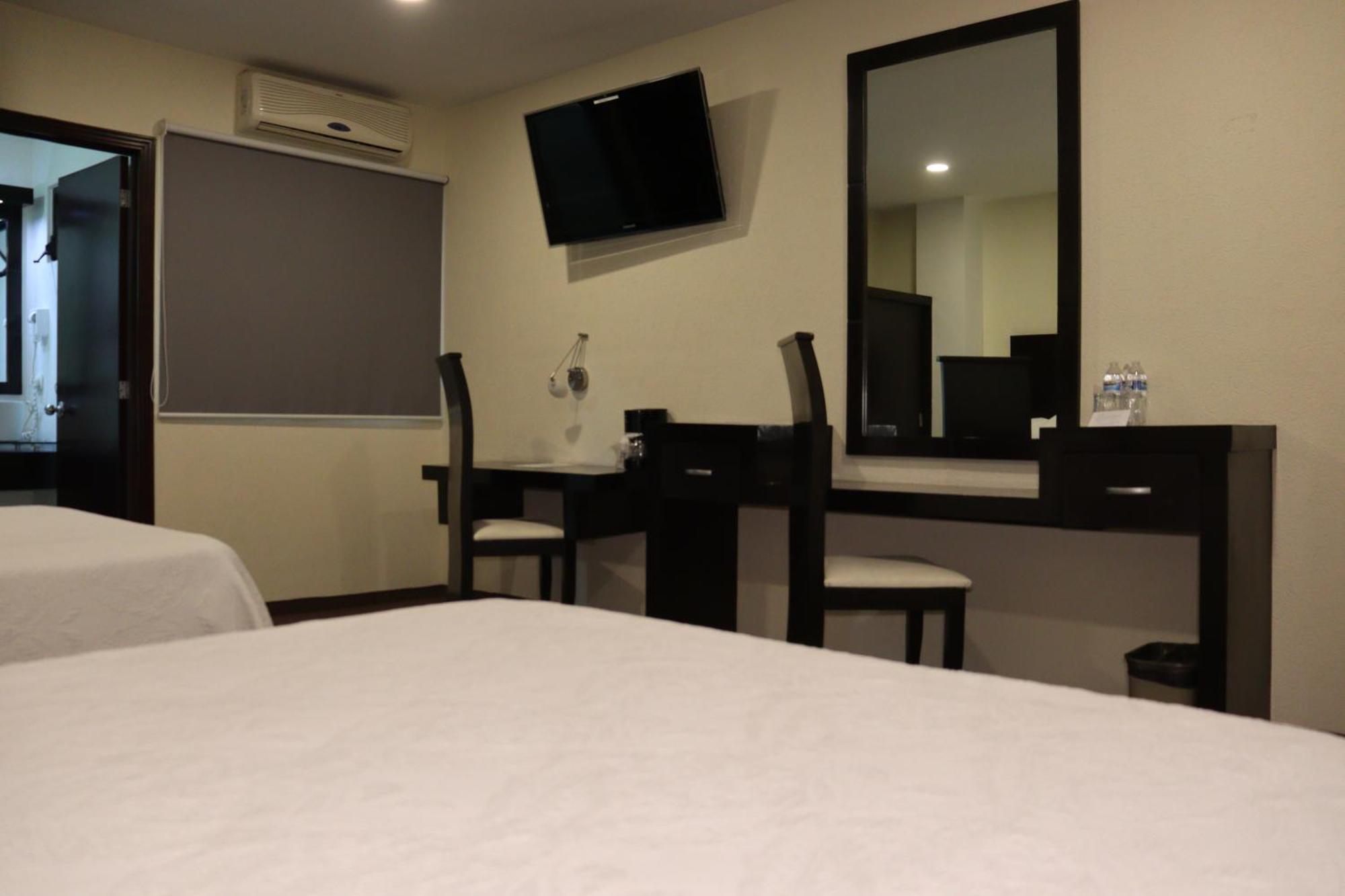 Wyndham Garden Aguascalientes Hotel & Casino Екстер'єр фото