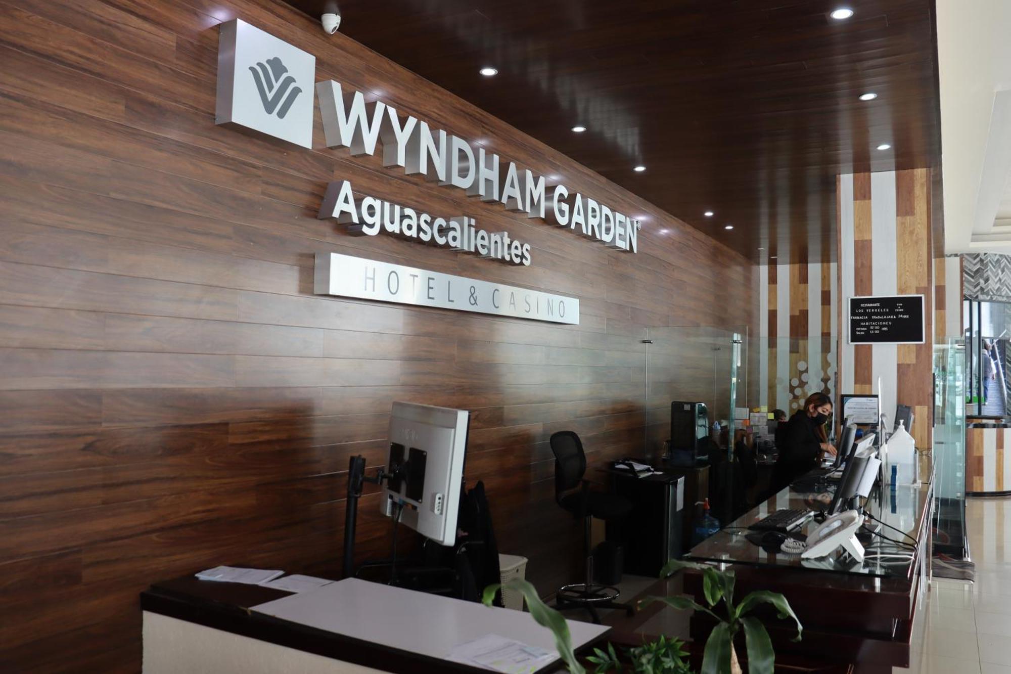 Wyndham Garden Aguascalientes Hotel & Casino Екстер'єр фото