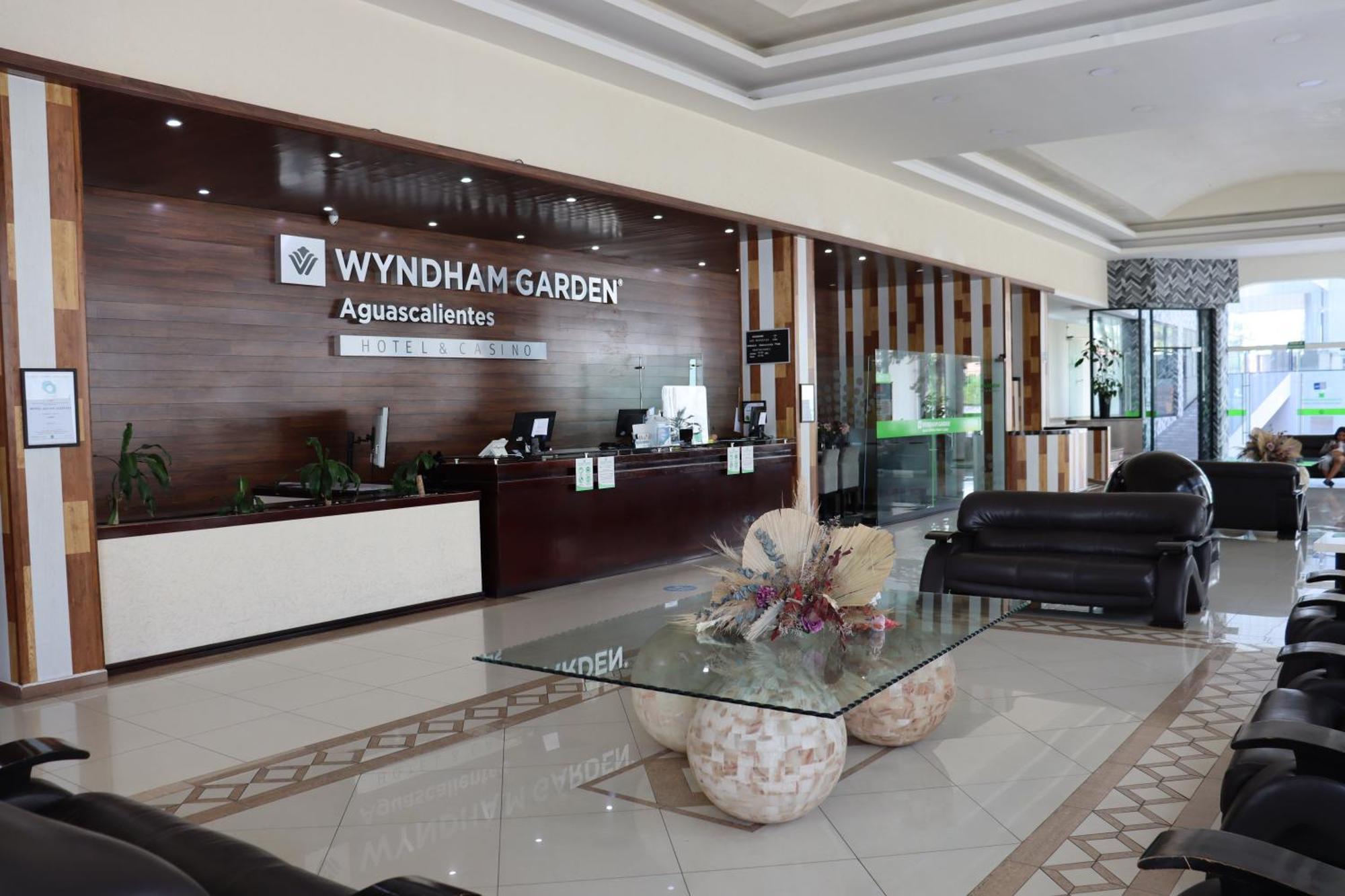 Wyndham Garden Aguascalientes Hotel & Casino Екстер'єр фото